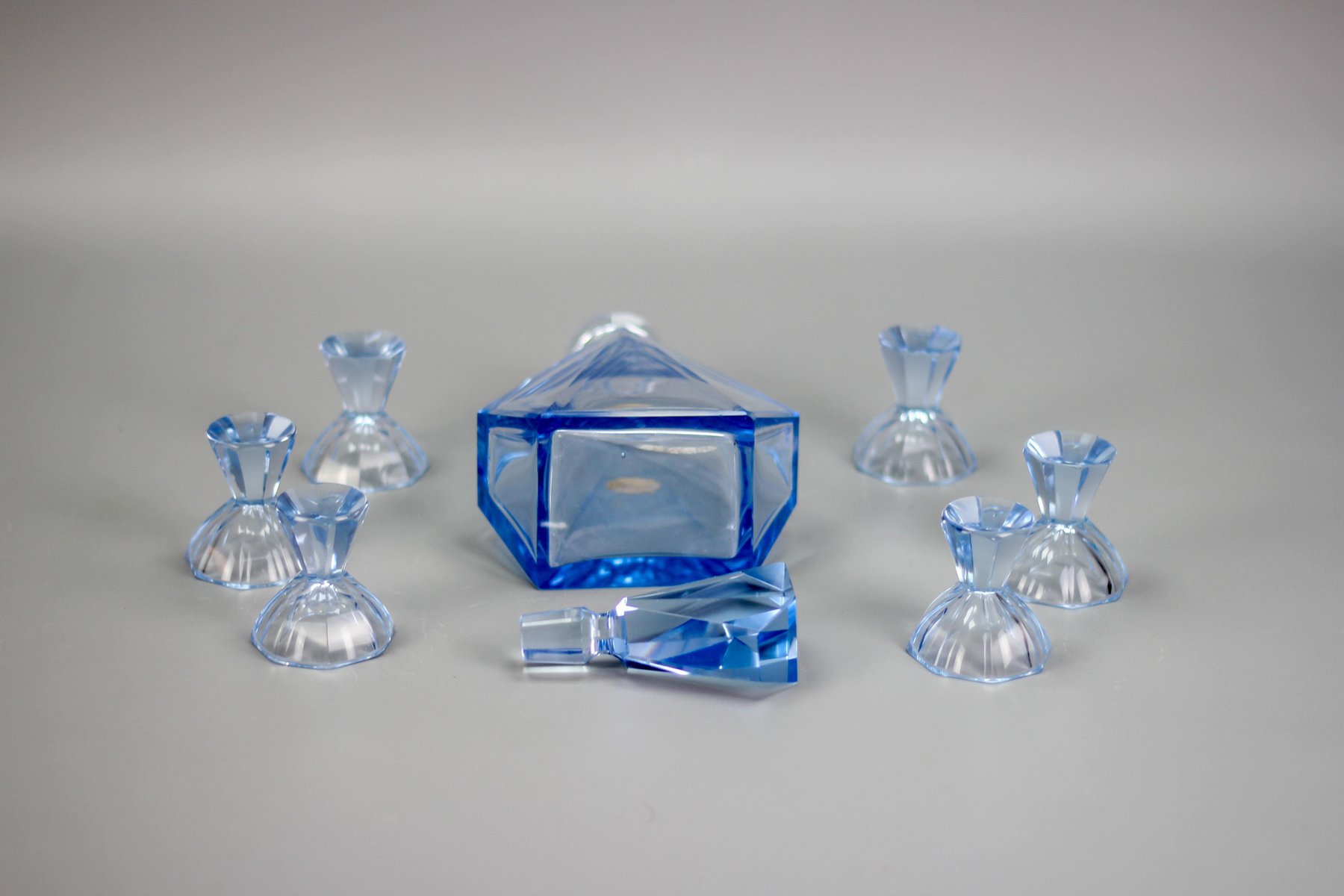 Lot De 9 Petits Verres Art Déco Transparents - Idéal Pour Verrines Ou Apéritif