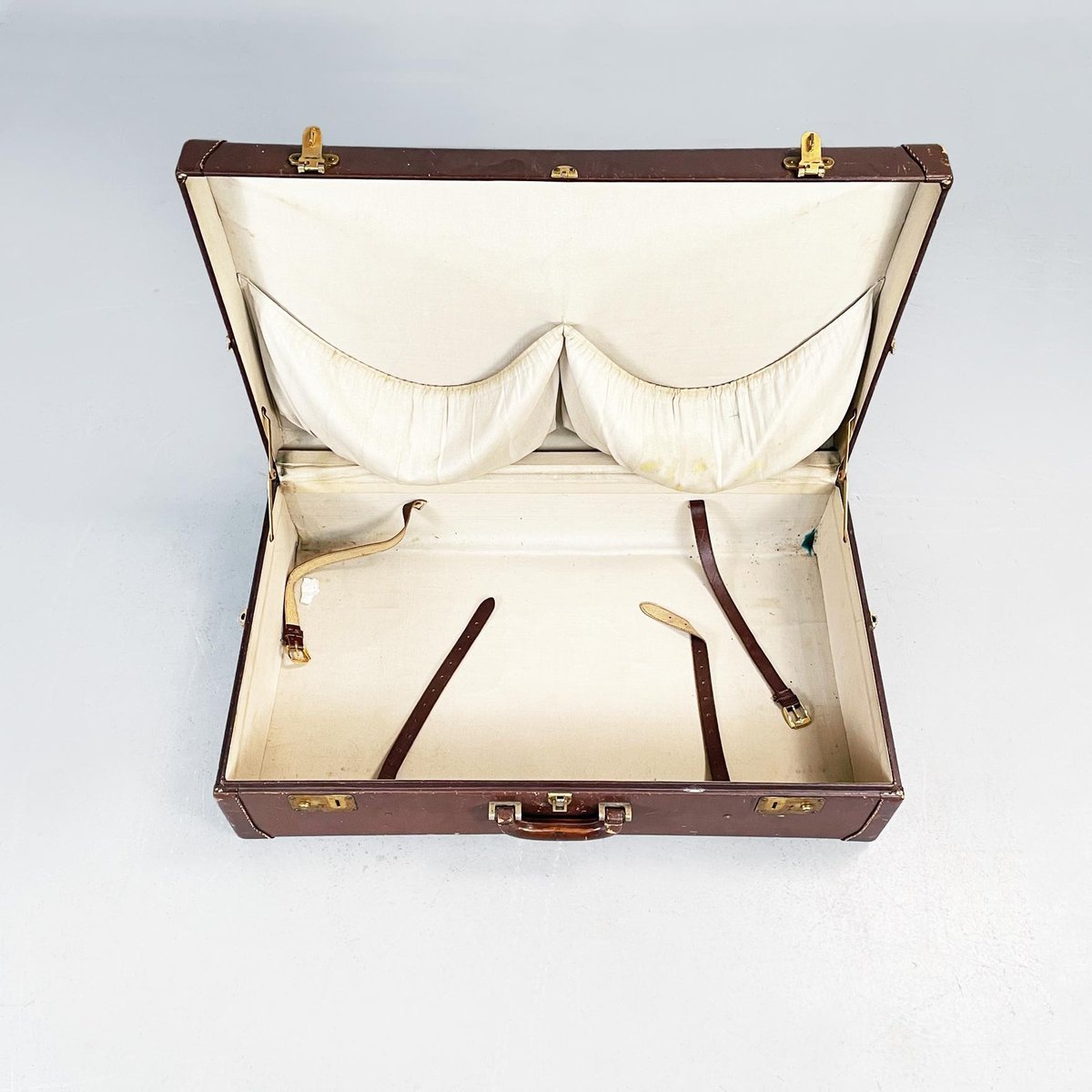 Valise En Cuir Vintage Années 1970/1980 - Made In RDA (Allemagne De L'Est)