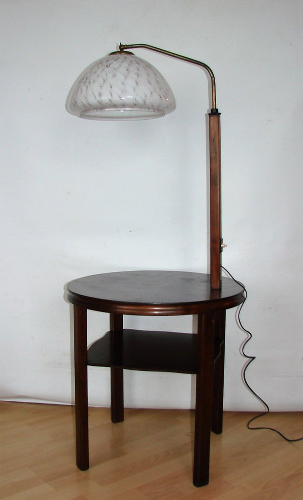 Lampe Mit Tisch