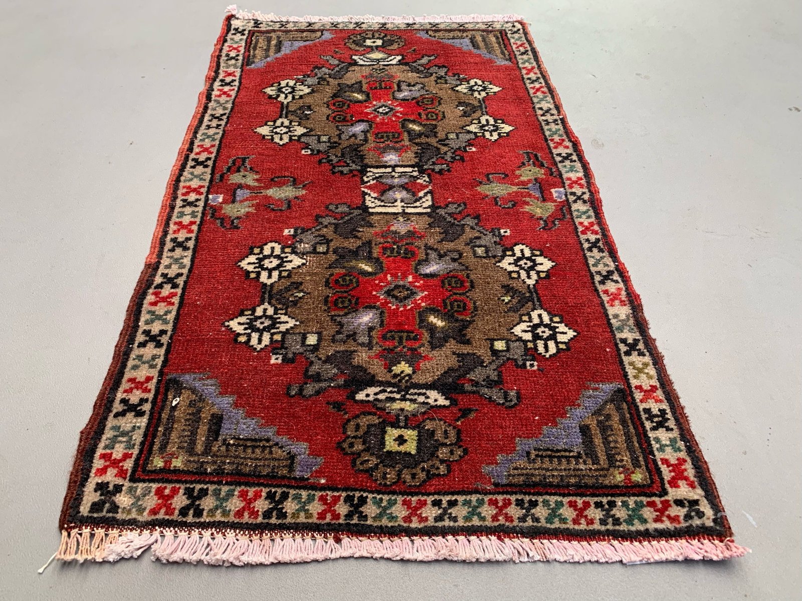 Small Vintage Turkish Wool Rug for sale at Pamono
