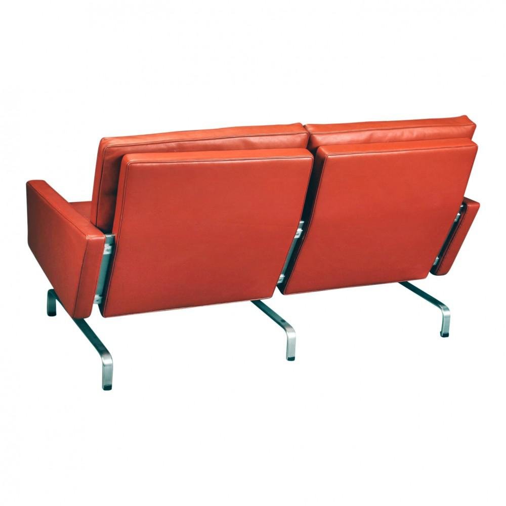 Fauteuil Club Anglais en cuir patiné rouge pleine fleur