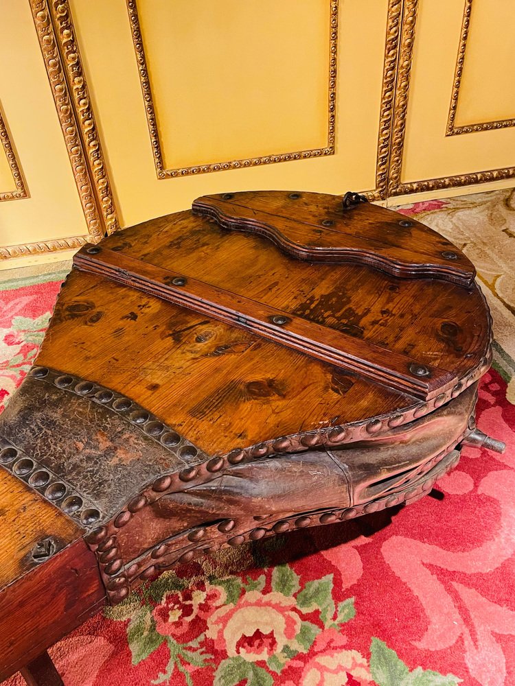 Antique Industrial Bellows Coffee Table, 1880s for sale at Pamono