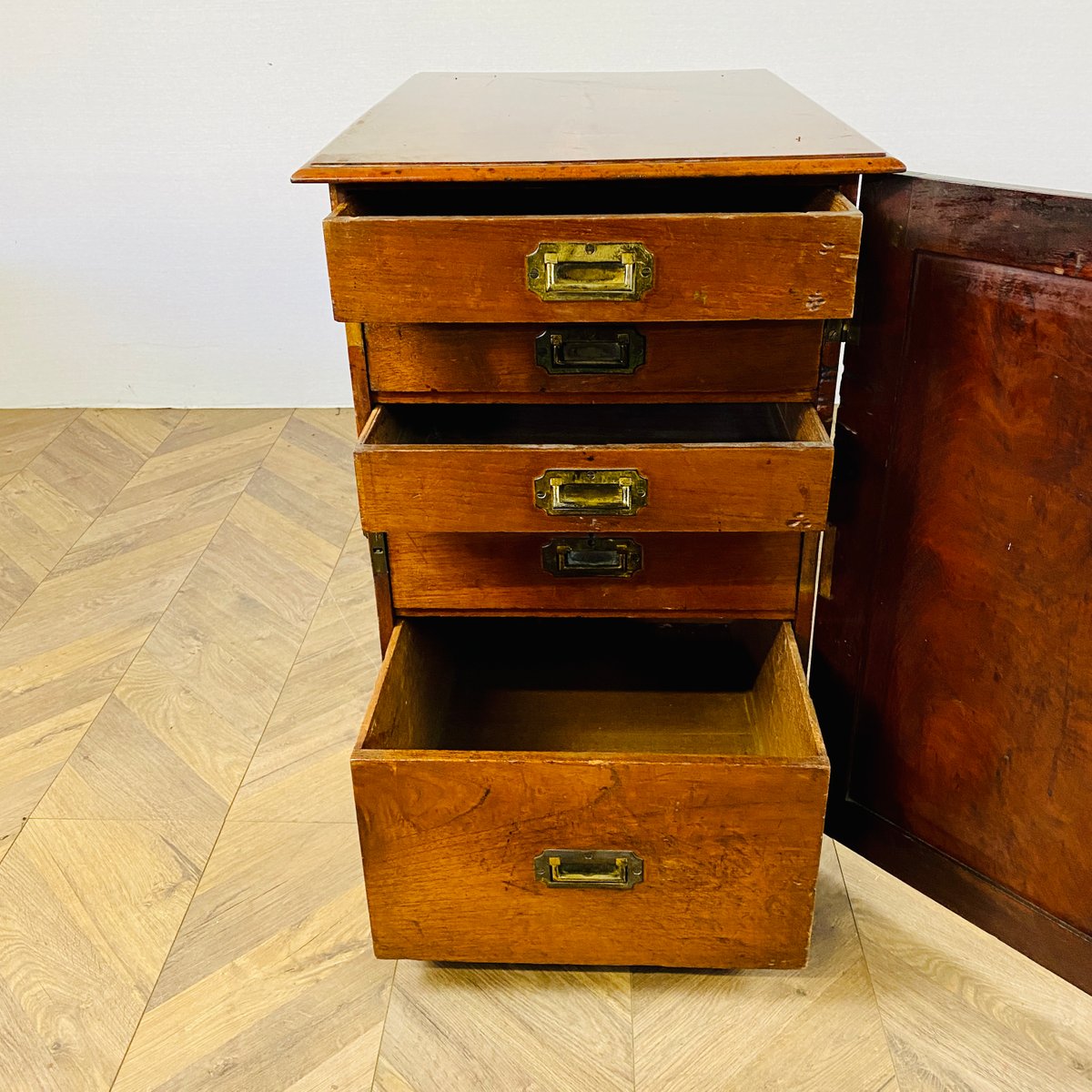 Antique Oak 5Drawer Collectors with Brass Handles, Early 19th