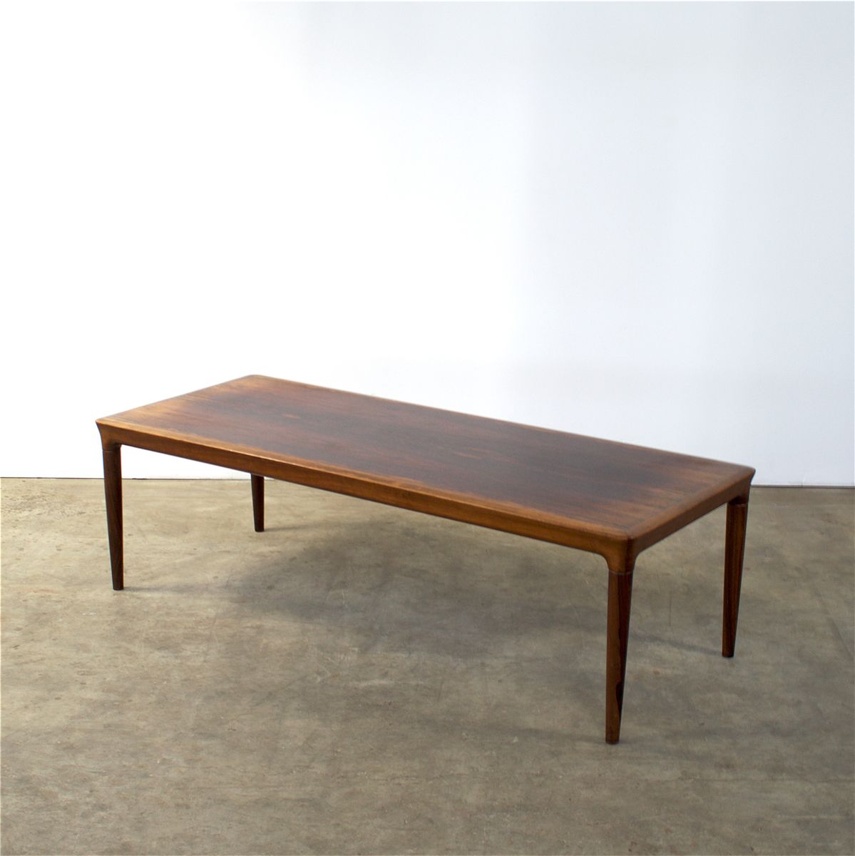 Dänischer Teakholz Couchtisch von Johannes Andersen für CFC Silkeborg