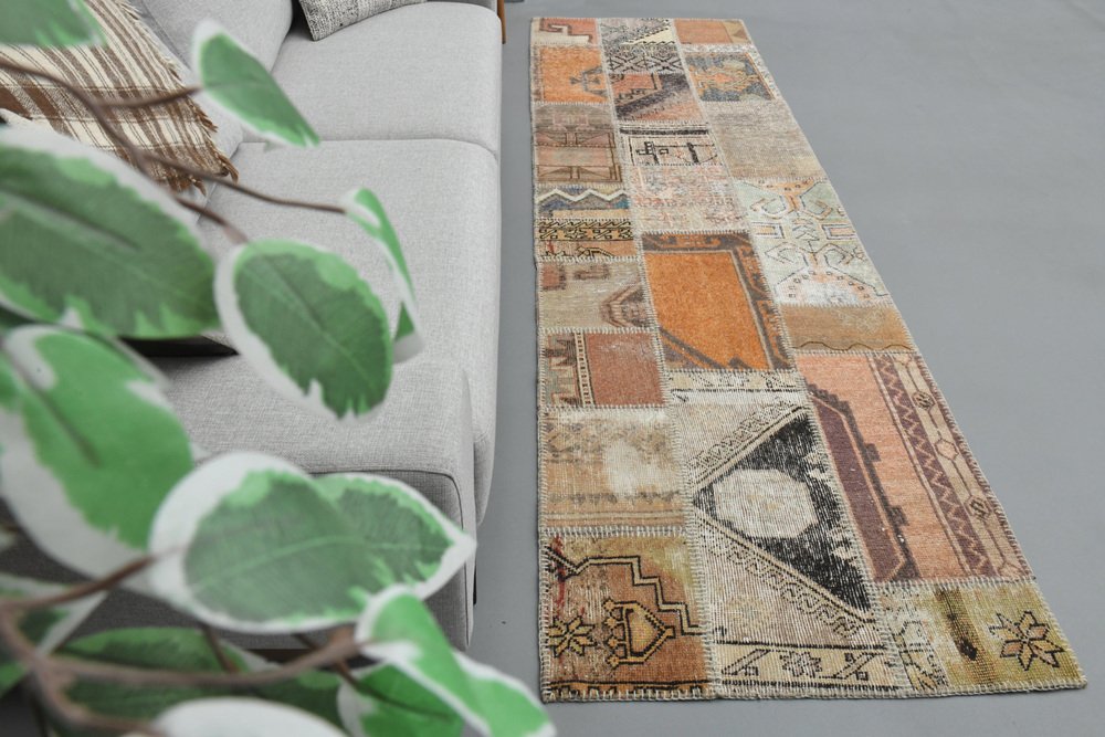 Vintage Turkish Runner Rug, 1960s for sale at Pamono