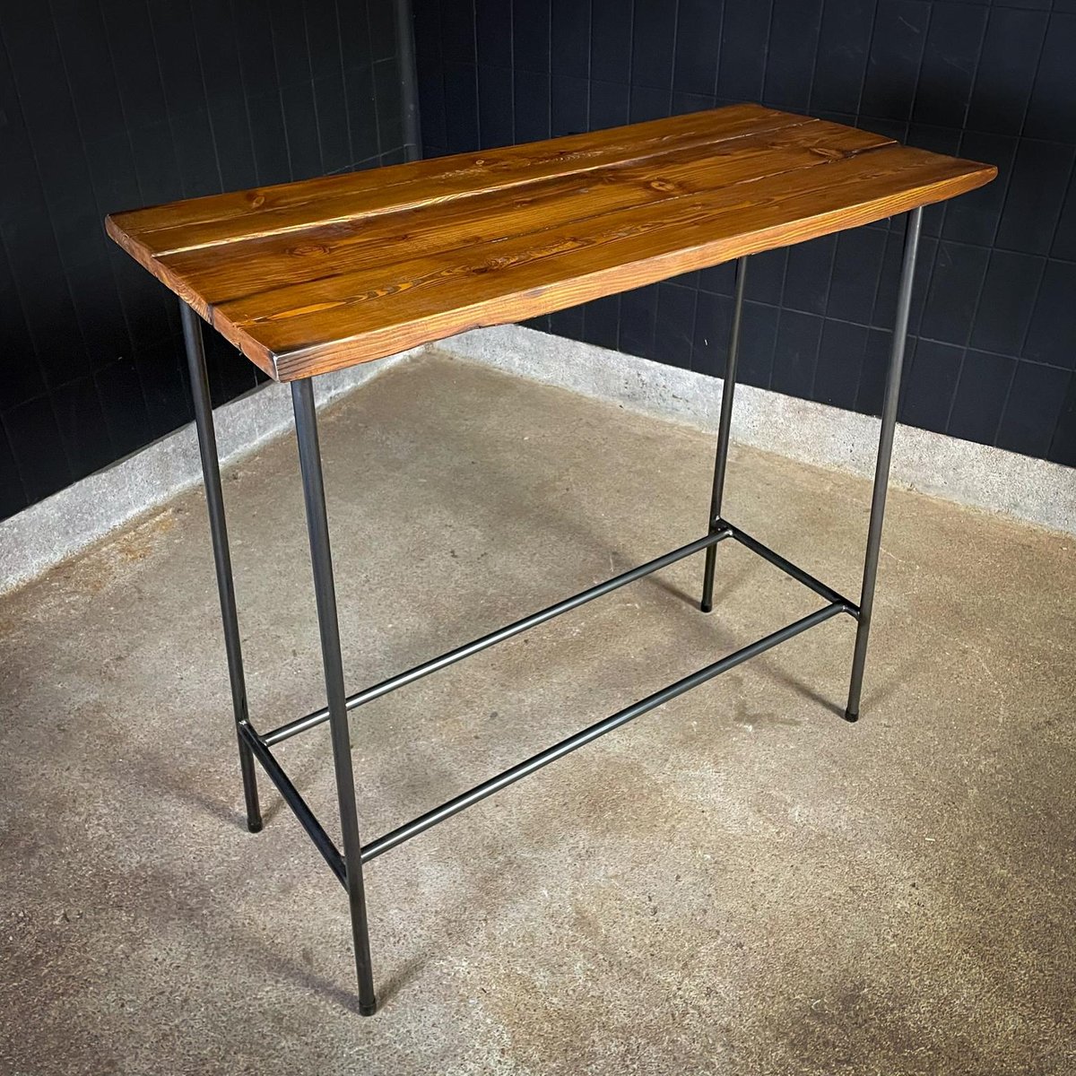 Industrielle Eisen mit Holz Blätter Stehtische bei Pamono kaufen