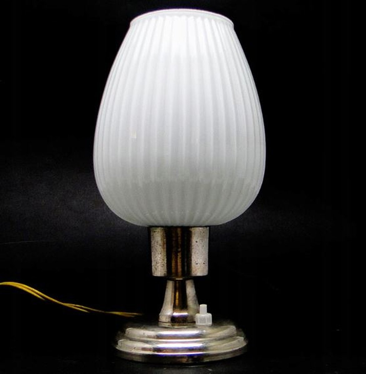 Art Deco Bedside Lamp, Poland, 1960s for sale at Pamono