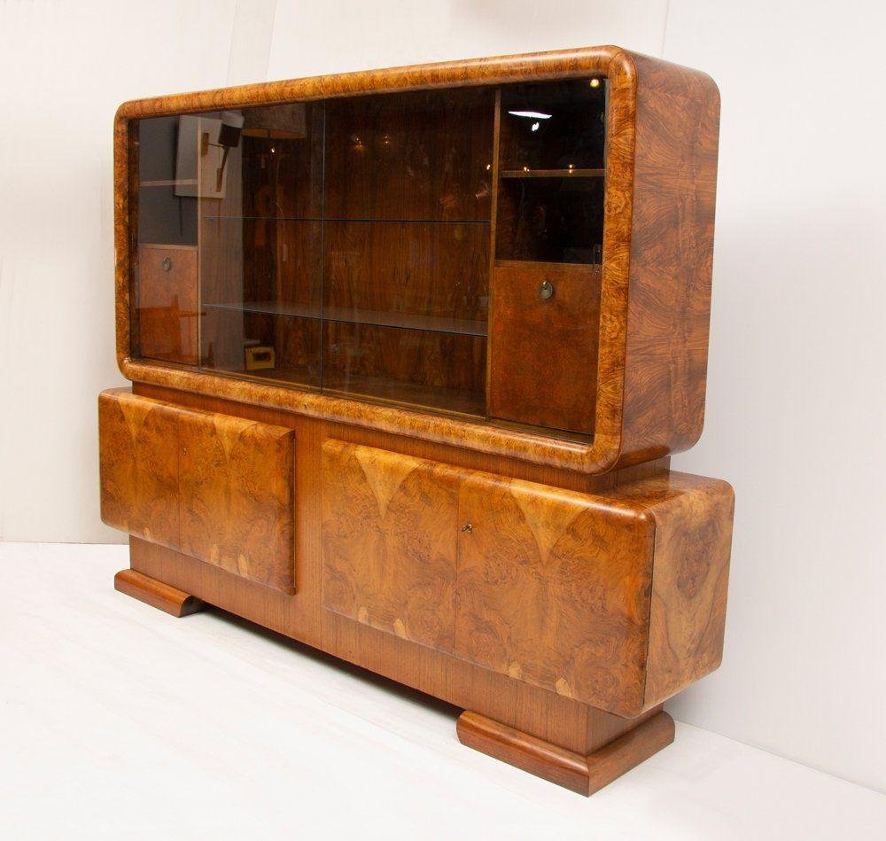 Britischer Art Deco Walnuss Wandschrank, 1930er bei Pamono kaufen
