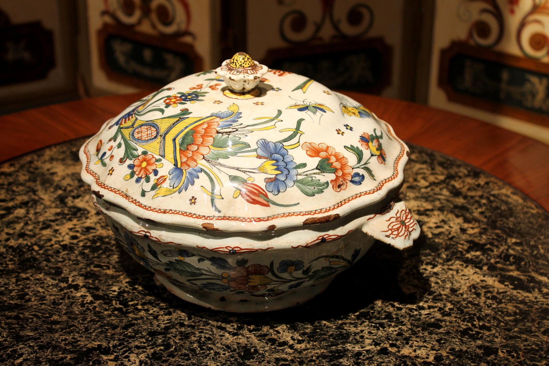 Grande Soupière Avec Plat Style Capodimonte - Faïence Peinte à La Main Italie