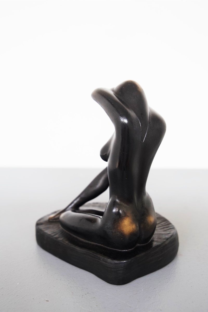 Statue Femme Nue En Résine Style Gothique – Déesse Mystérieuse Assise, Décoration étagère, Bureau Ou Jardin, Design Sombre Et Unique - 10
