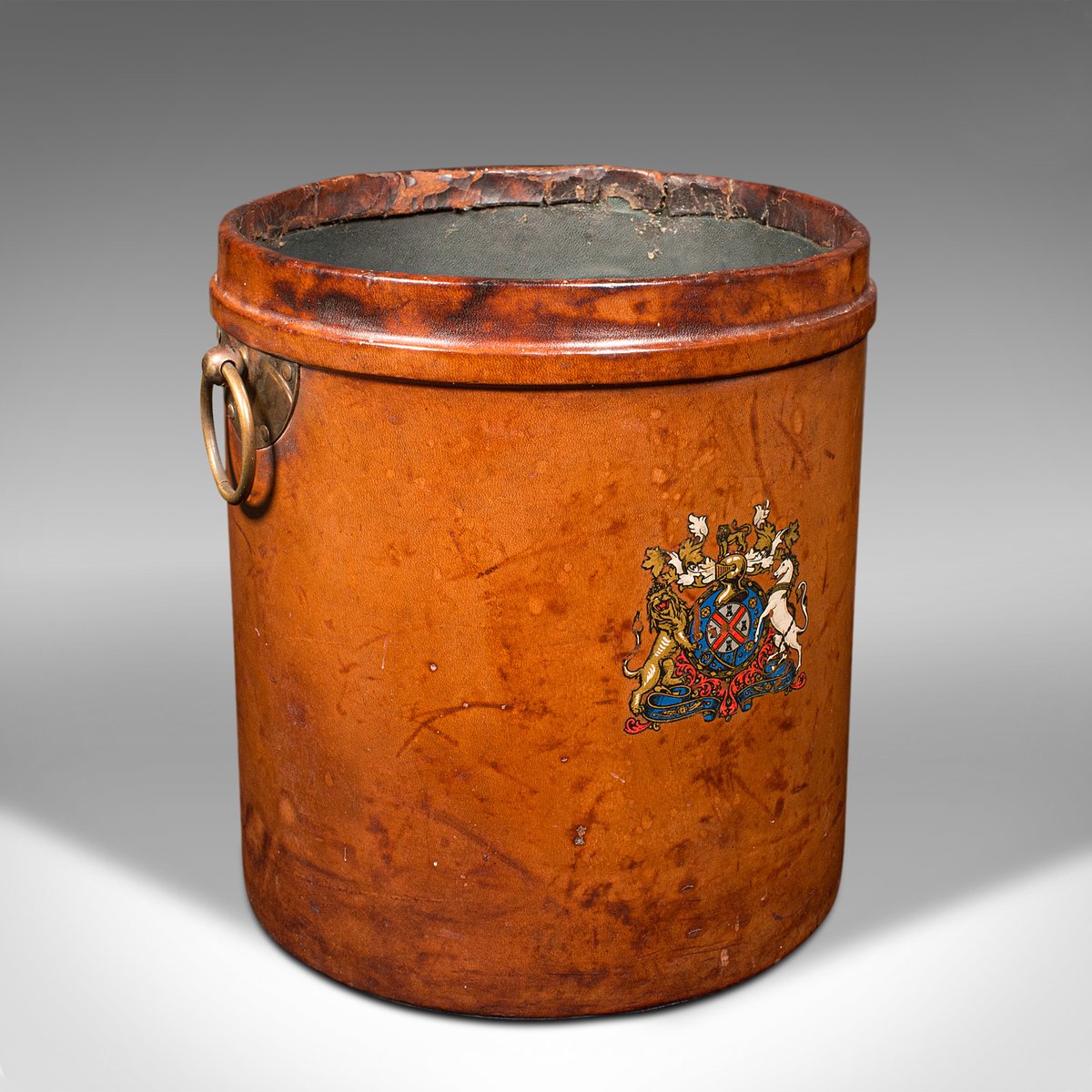 Antique English Storage Bin in Leather, 1890s for sale at Pamono