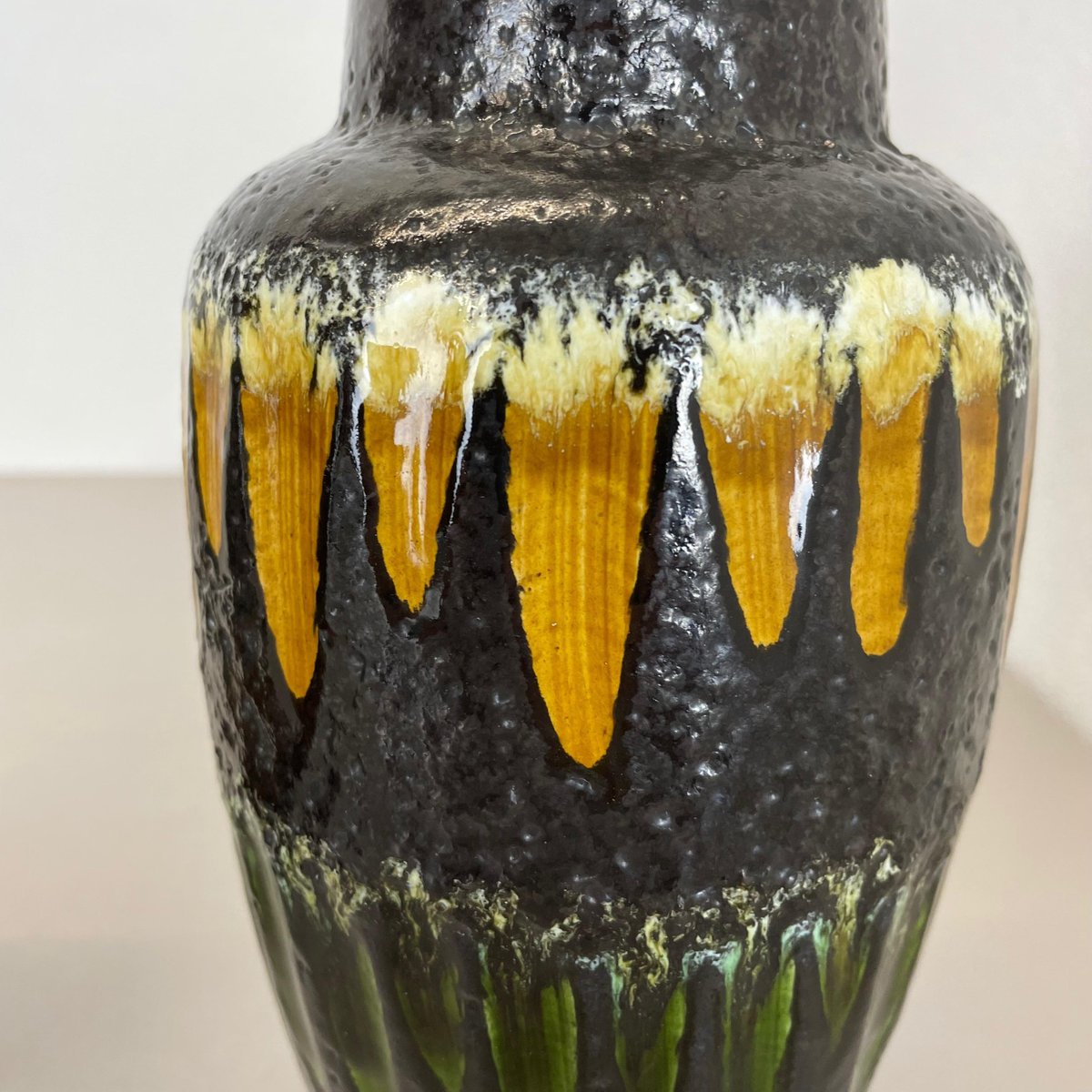 Fat Lava Mehrfarbige Vasen von Scheurich, 1970er, 2er Set bei Pamono kaufen
