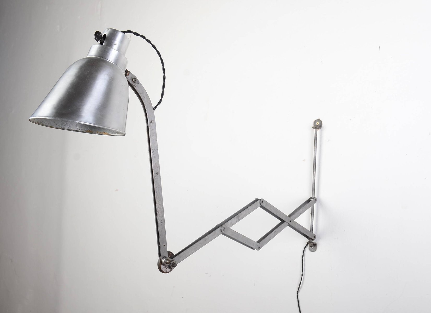 Large Bauhaus Scissor Wall Lamp, 1930s for sale at Pamono