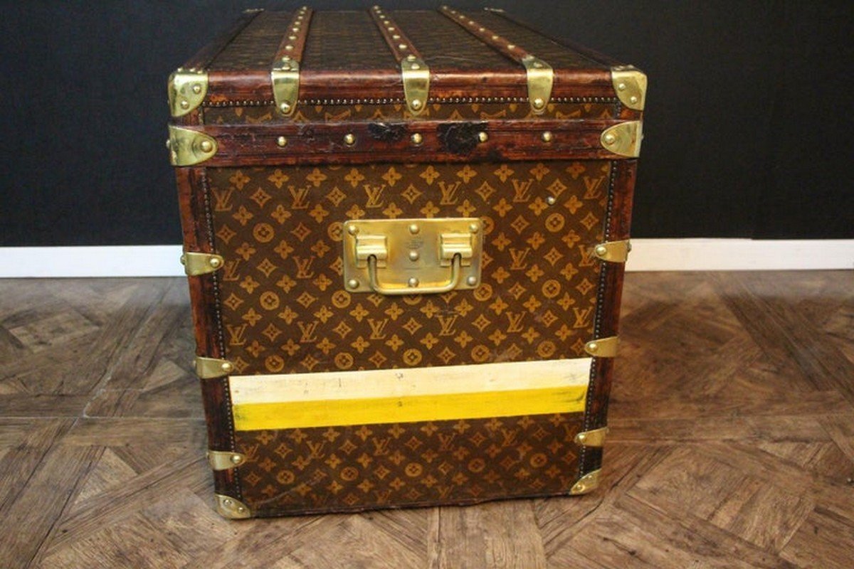 Trunk in Monogram from Louis Vuitton, 1950s for sale at Pamono