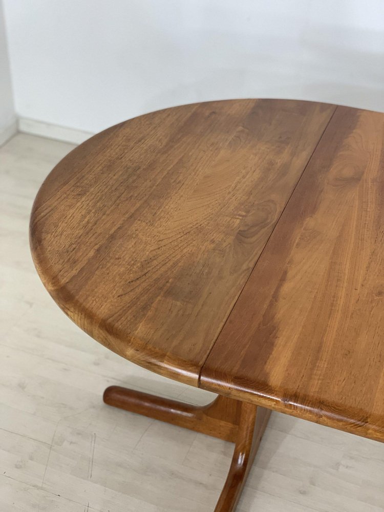 Danish Dining Table in Teak for sale at Pamono