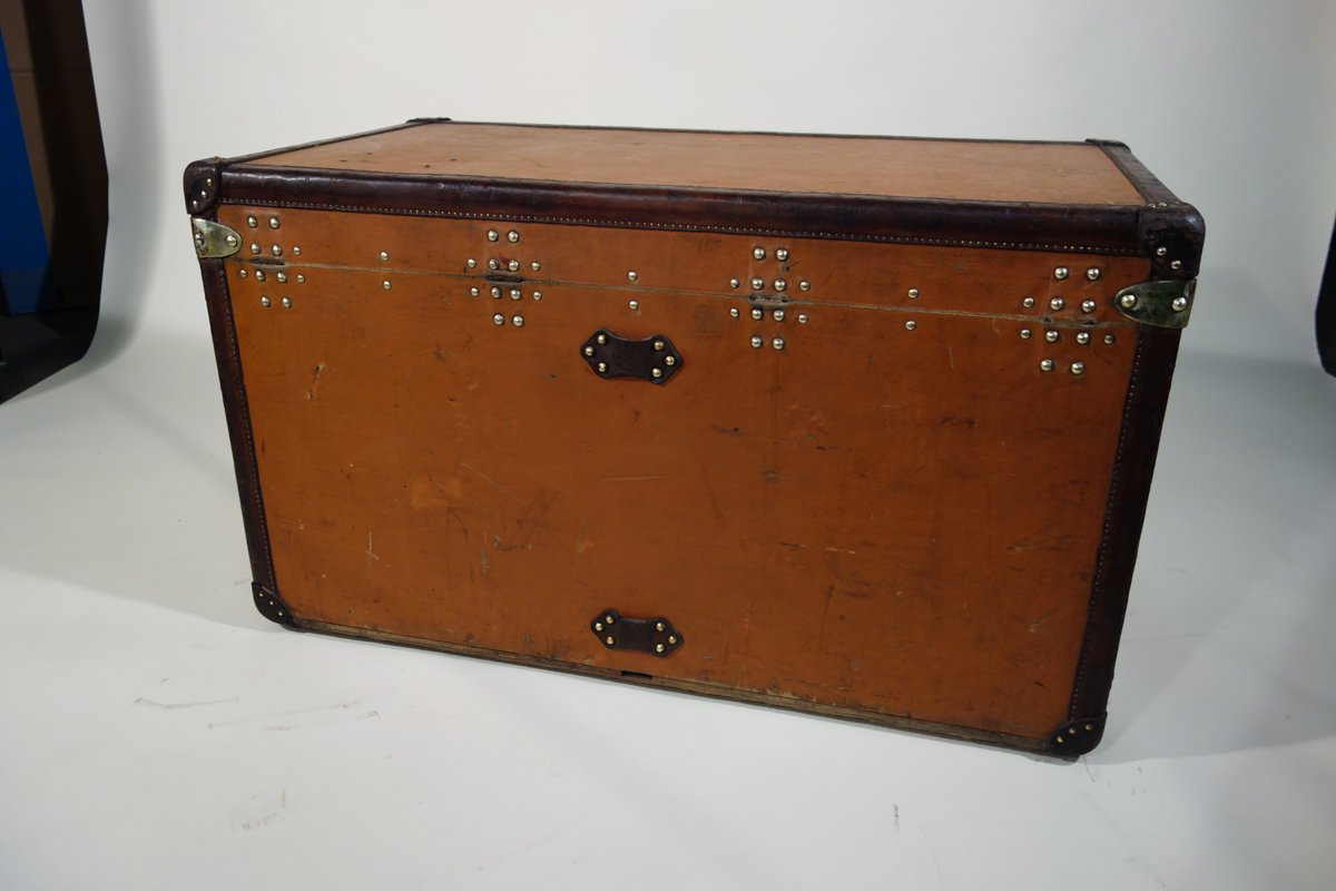 French Steamer Trunk with Orange Vuitonite from Louis Vuitton, 1900s for sale at Pamono