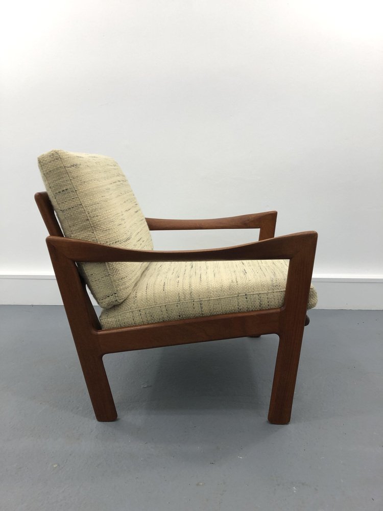 Vintage Chair by Illum Walkelsø for Niels Eilersen, 1960s for sale at