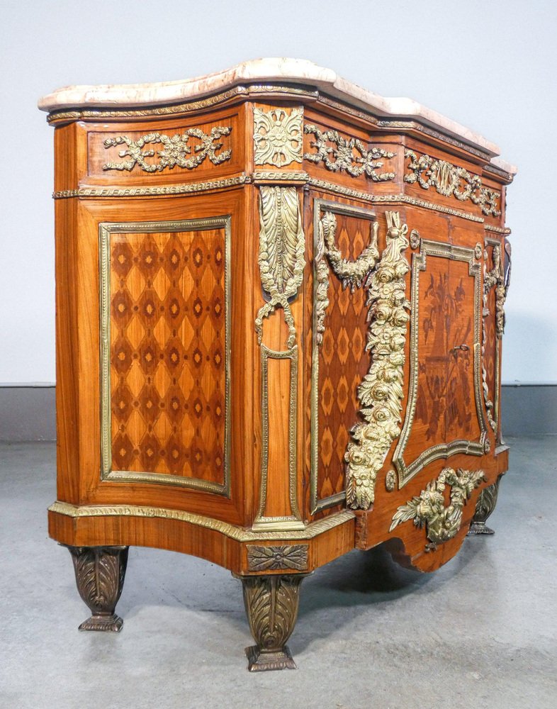 Louis XV Riesner Model Dresser for sale at Pamono