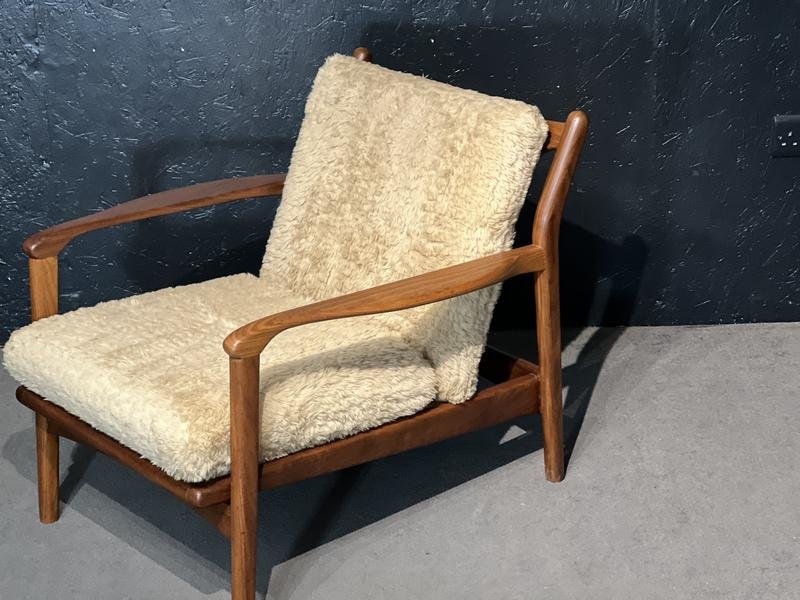 Mid-Century Lounge Chair by R W Toothill for sale at Pamono