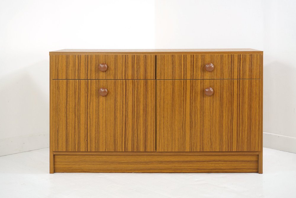 Credenza bassa MidCentury, anni '60 in vendita su Pamono