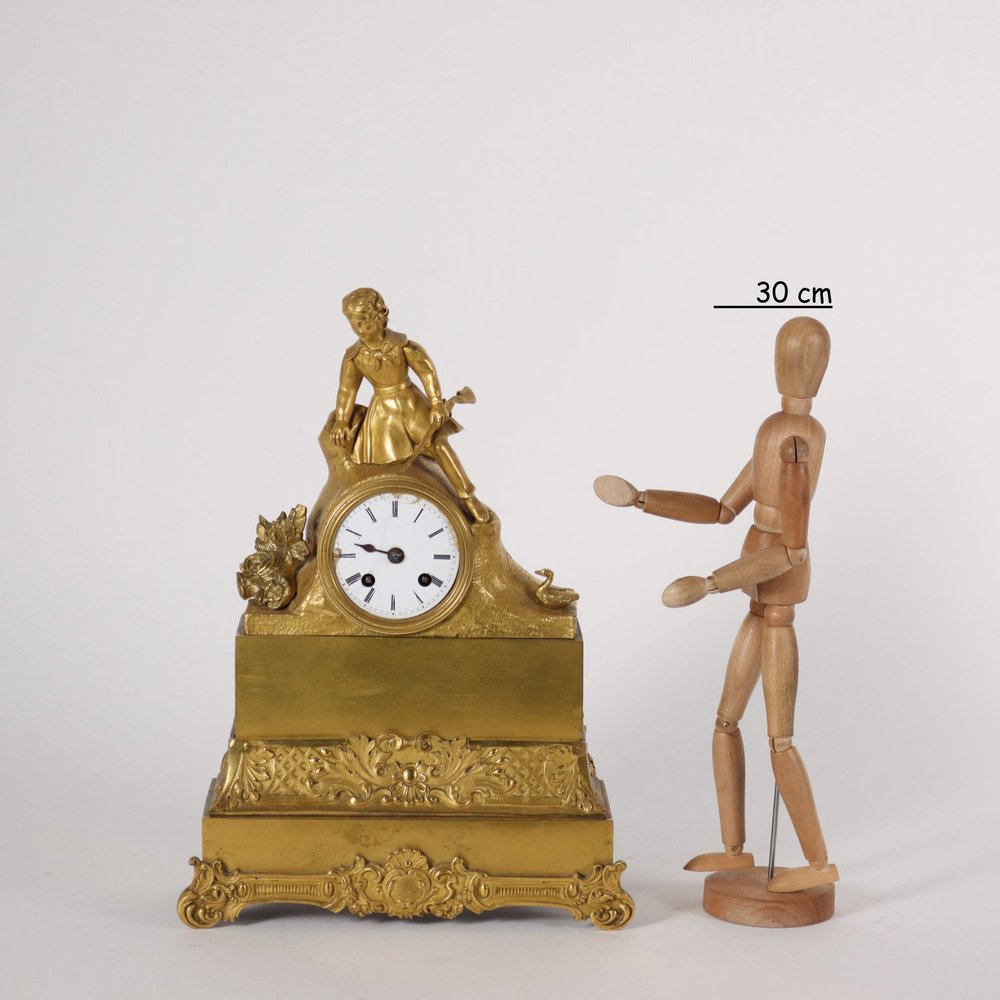 Countertop Clock in Gilded Bronze, France, 19th Century for sale at Pamono