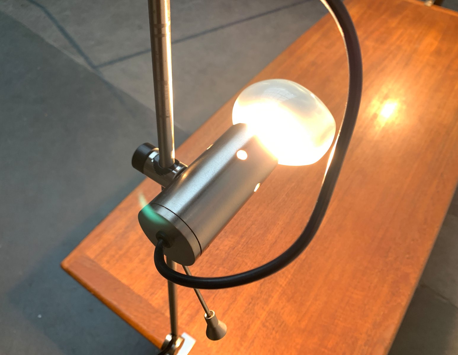 Italian Model 255 Table Clamp Lamp by Tito Agnoli for Oluce, 1950s for