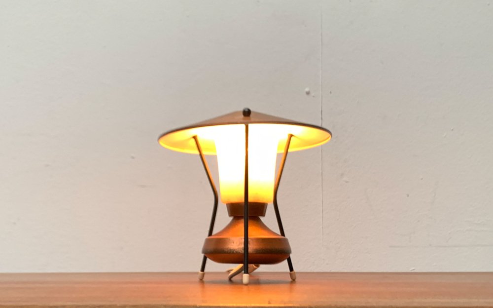Small Copper Tripod Table Lamp, 1950s for sale at Pamono