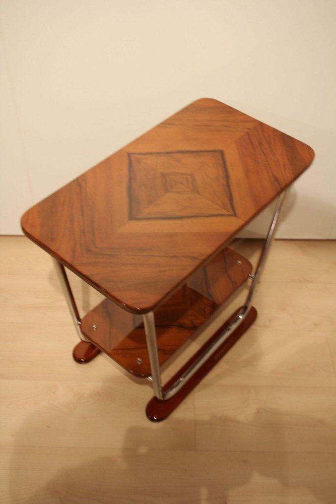 Bauhaus Regal aus Nussholz & Stahl, Deutschland, 1920er bei Pamono kaufen
