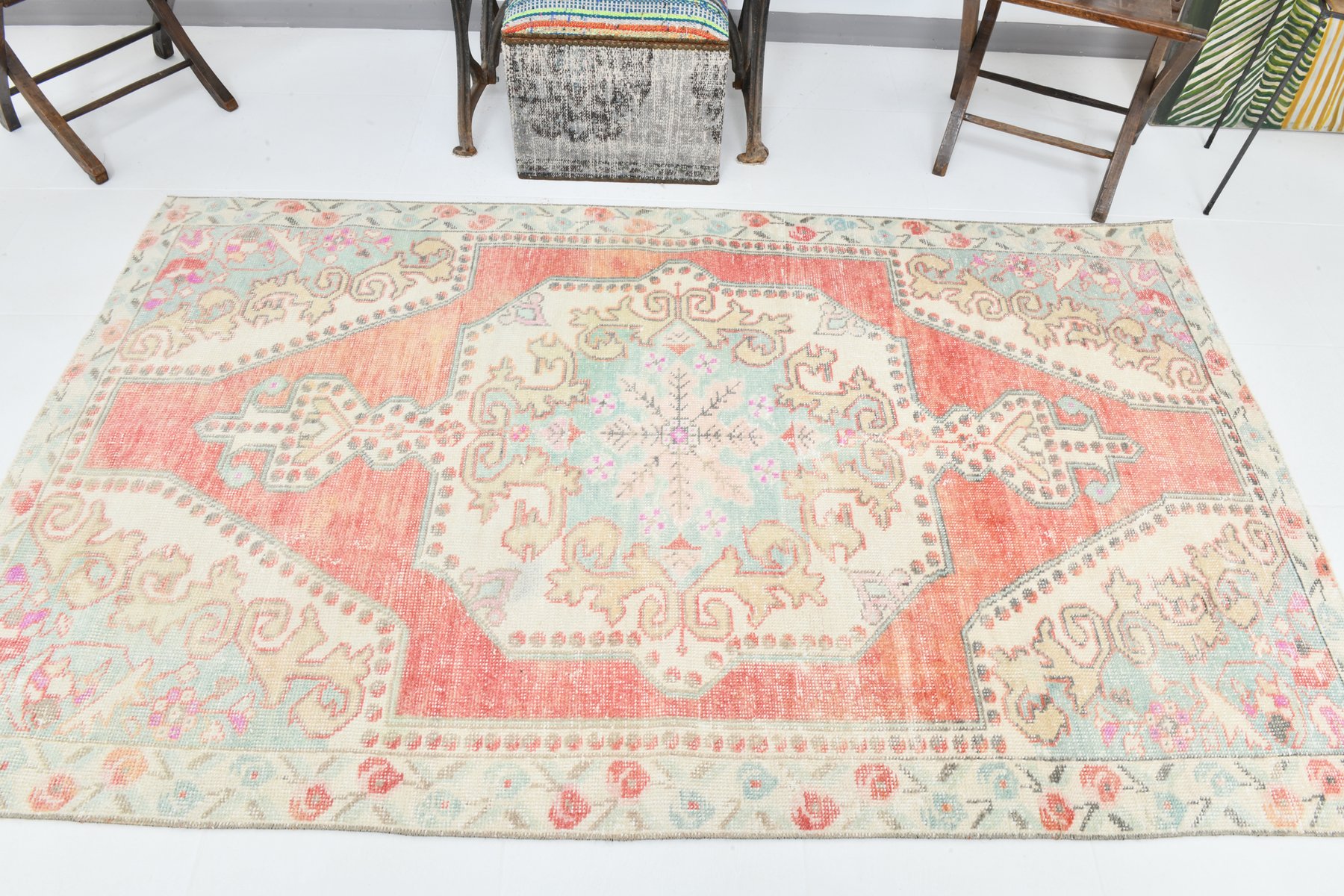 Vintage Wool Faded Area Rug for sale at Pamono