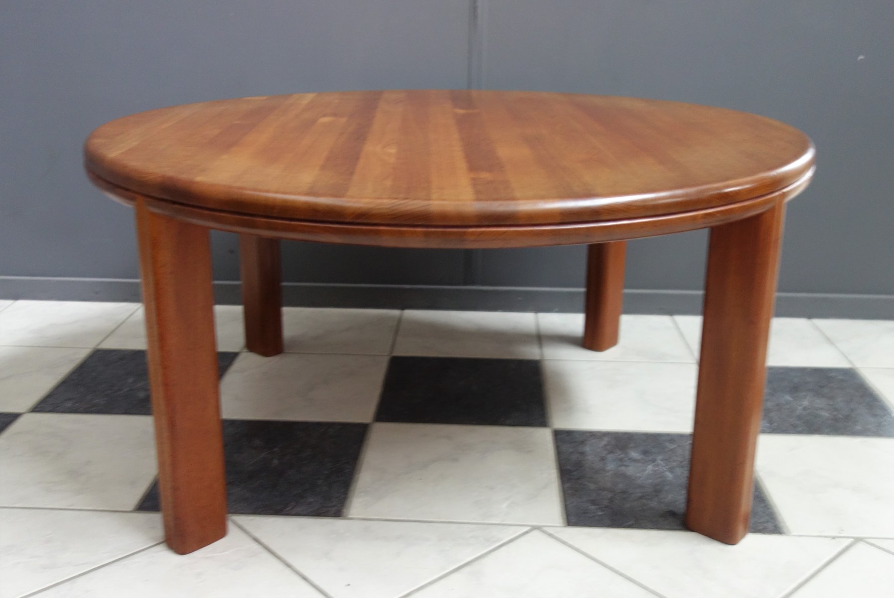 MidCentury Danish Teak Round Coffee Table, 1960s for sale at Pamono