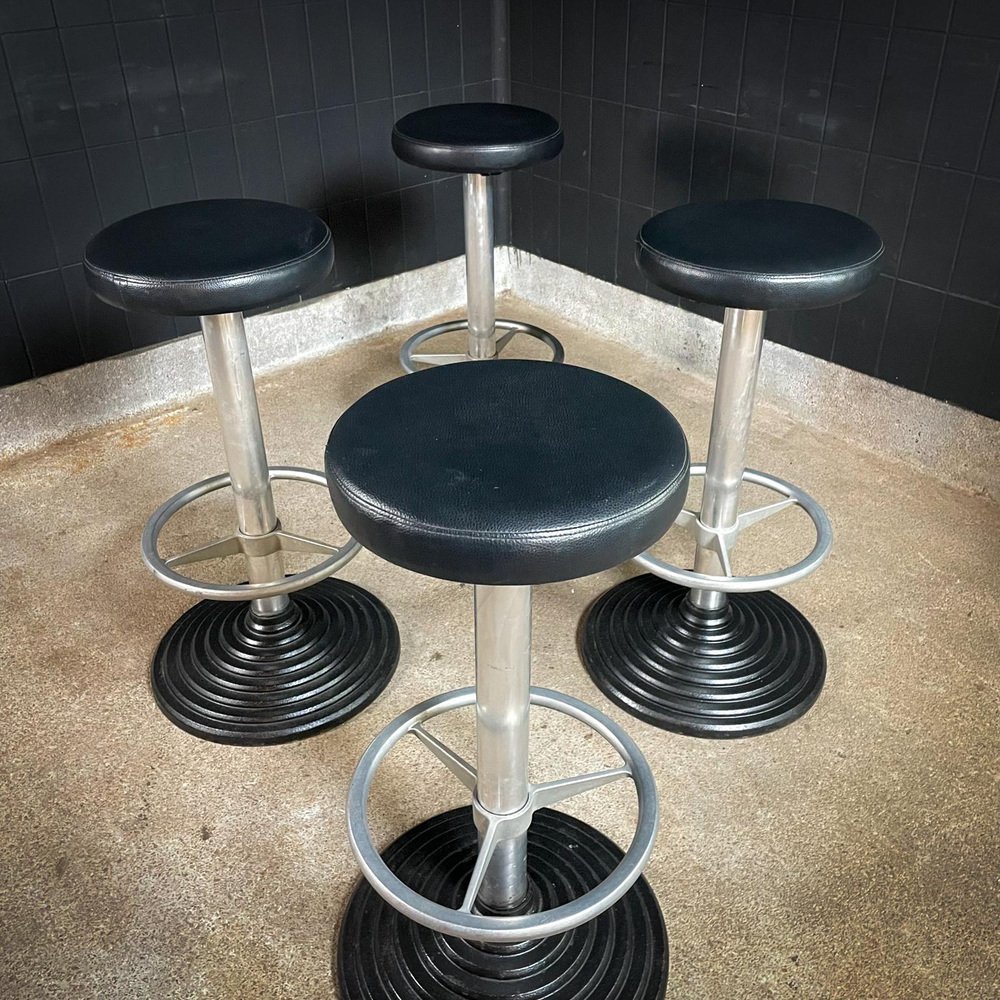 MidCentury Swivel Bar Stool for sale at Pamono