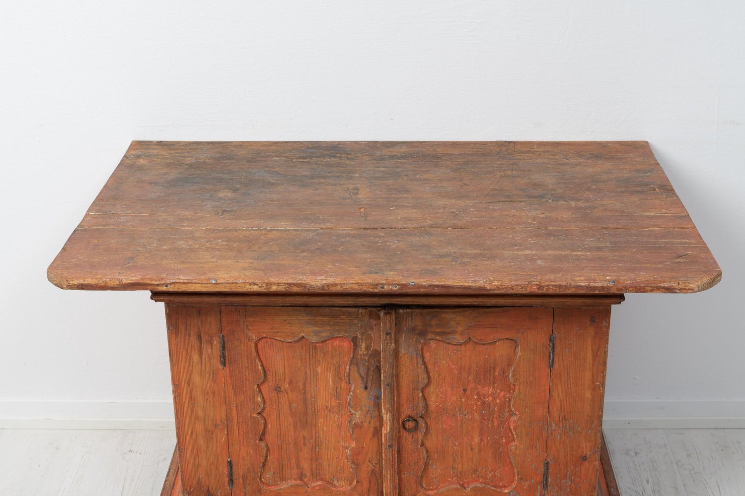 Antique Swedish Folk Art Sideboard for sale at Pamono