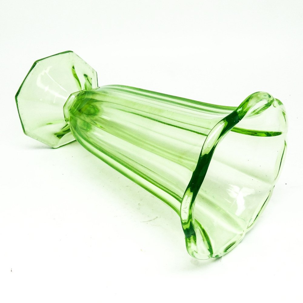 Polish Art Deco Uranium Vase from Zawiercie Glassworks, 1930s for sale