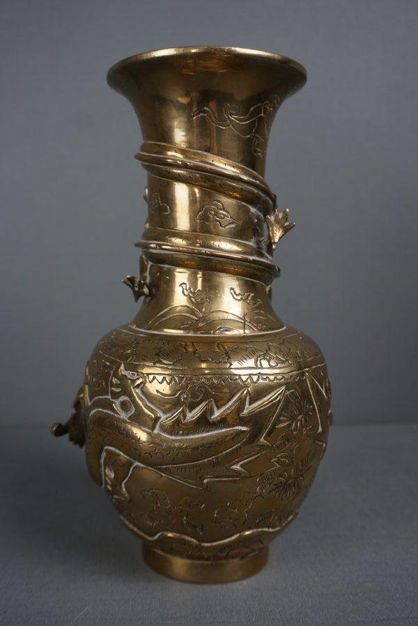 Chinese Brass Vase with Dragons, 1920s for sale at Pamono