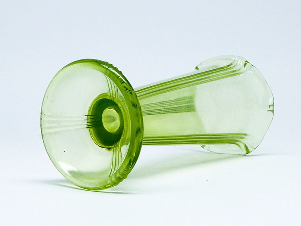 Art Deco Vase from Zawiercie Glassworks, Poland, 1930s for sale at Pamono