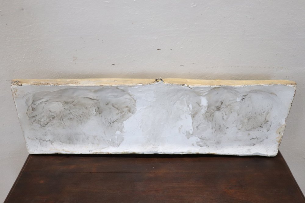 Sculpture BasRelief en Plâtre Peint en vente sur Pamono