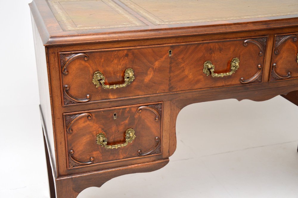 Antique Leather Top Desk, 1900s for sale at Pamono