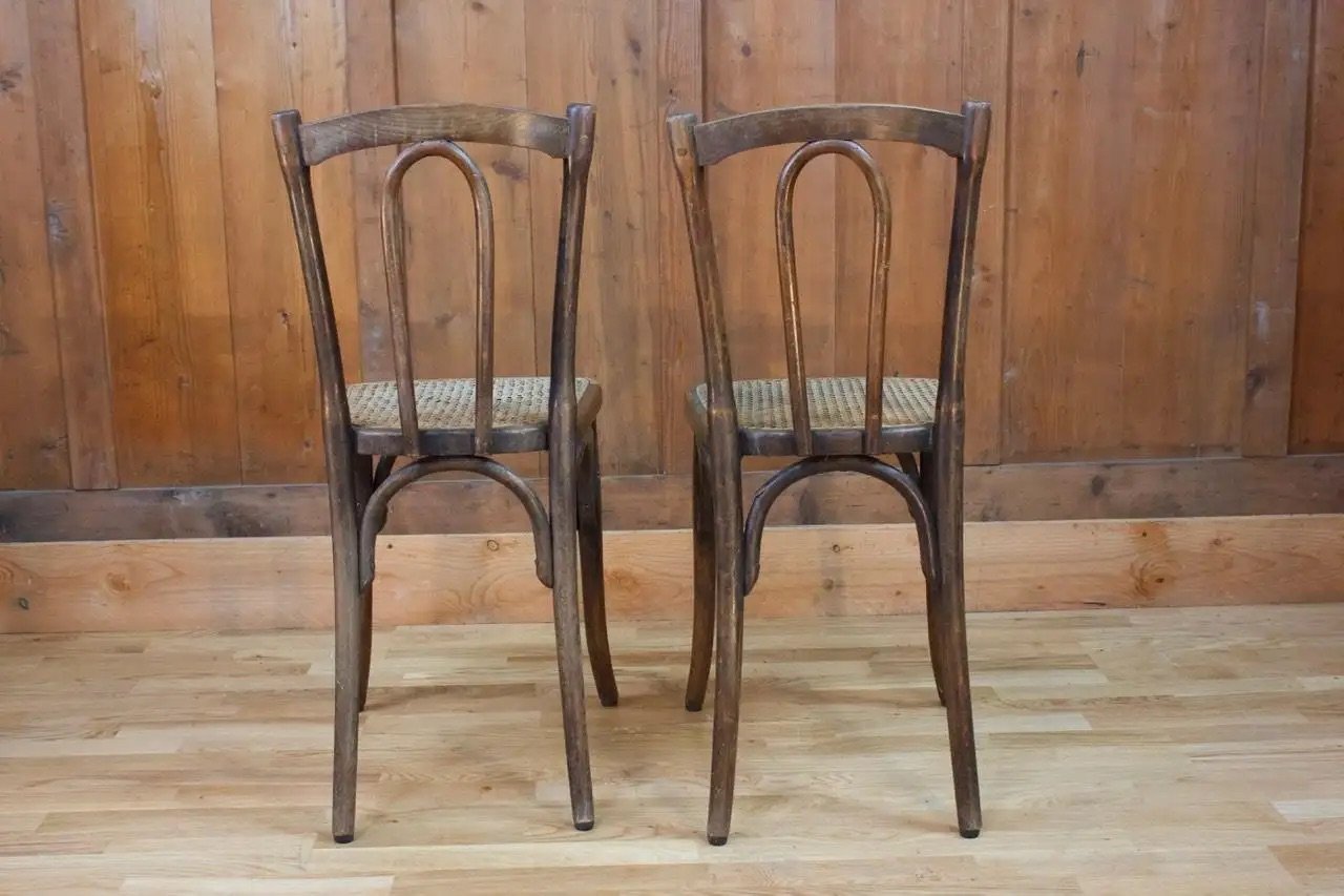 Französische Bistrostühle aus Cined Holz, 2er Set bei Pamono kaufen