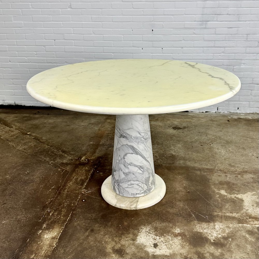 Round Marble Dining Table for sale at Pamono