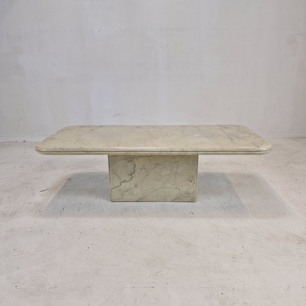 Italian Marble Coffee Table, 1970s for sale at Pamono