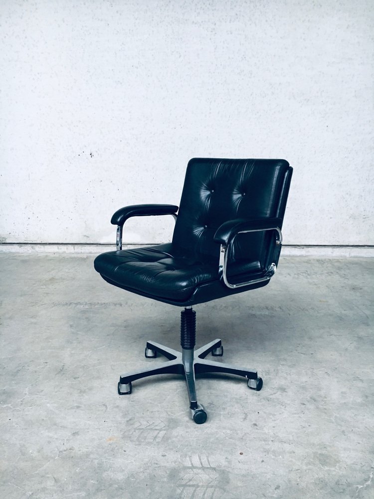 MidCentury Modern Leather Office Chair, Italy, 1988 for sale at Pamono