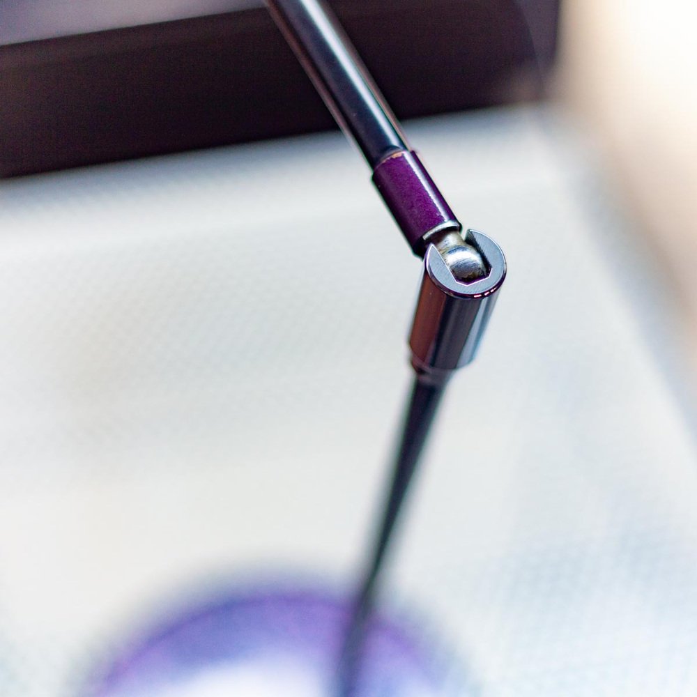 Queens Gallery Table Lamp, 1980s for sale at Pamono