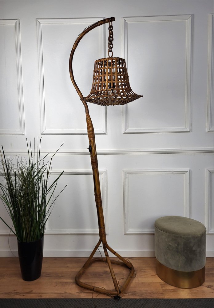 Moderne Italienische Stehlampe aus Bambus Rattan im Böhmischen Stil bei