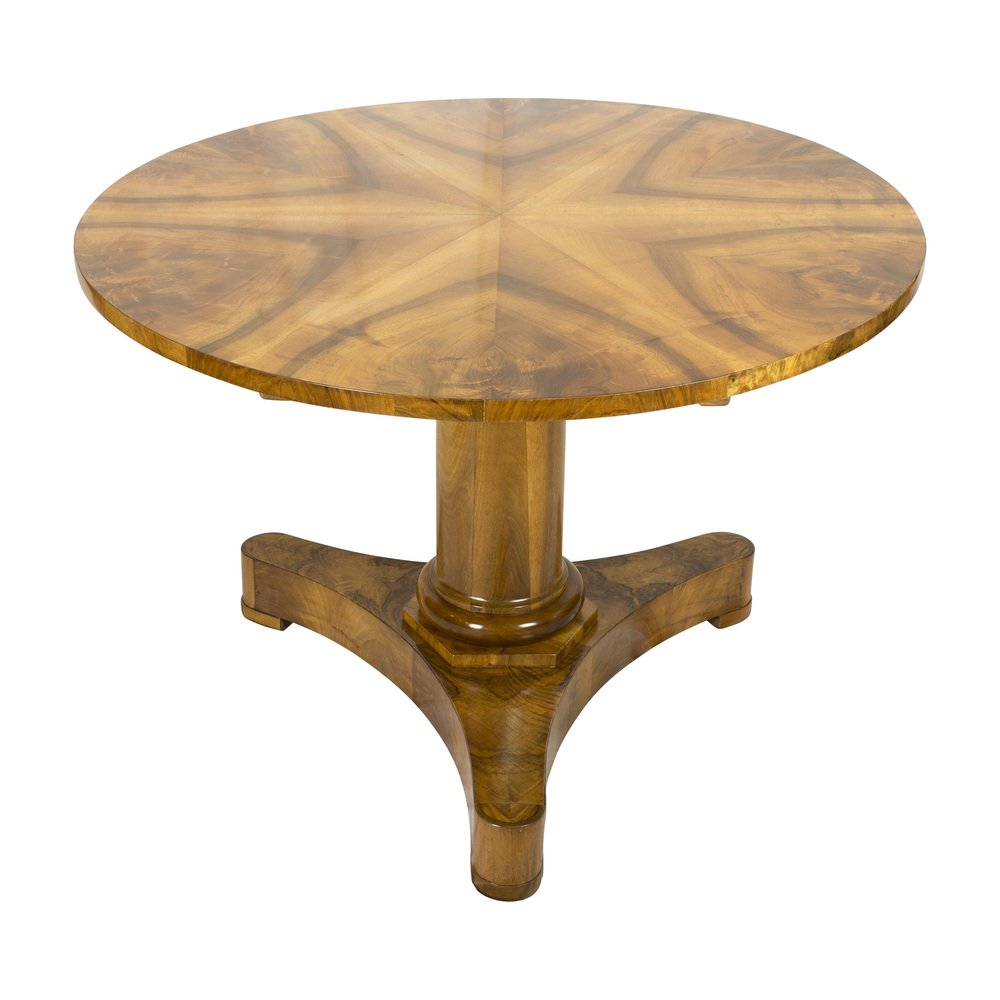 19th Century Biedermeier Round Salon Walnut Veneer Table for sale at Pamono