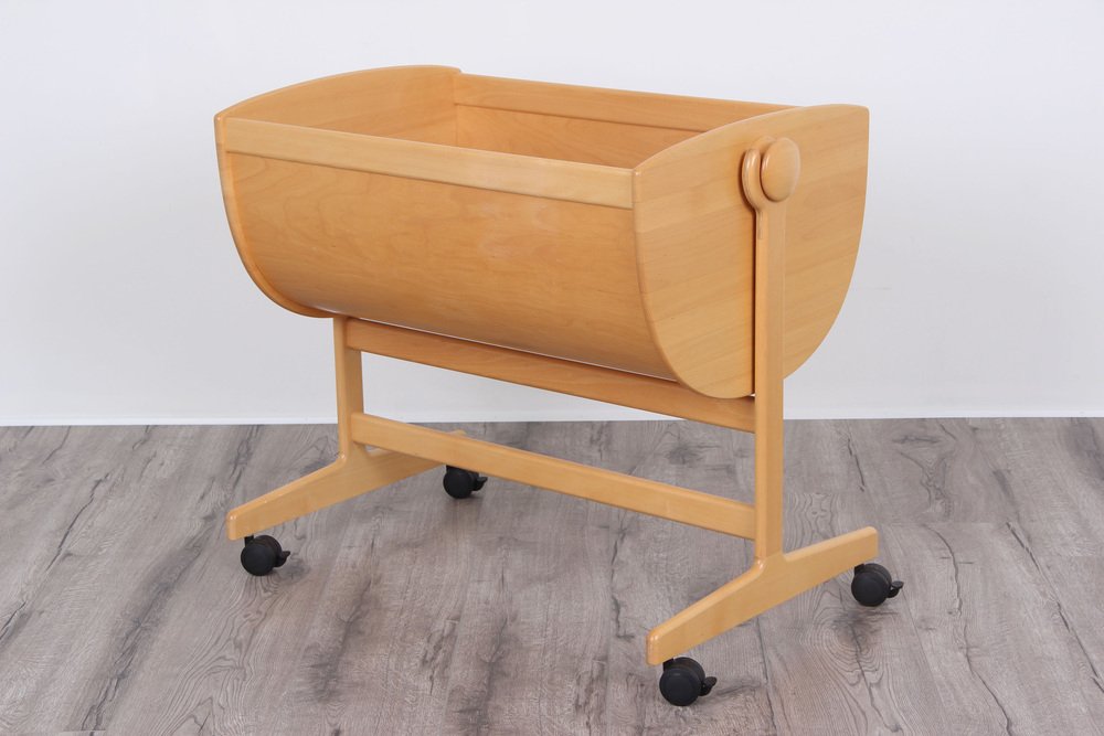Danish Cradle by Nanna Ditzel, 1960s for sale at Pamono
