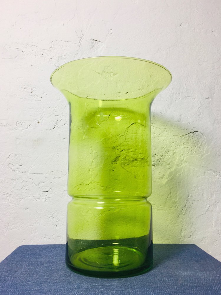MidCentury Green Glass Vase, 1960s for sale at Pamono
