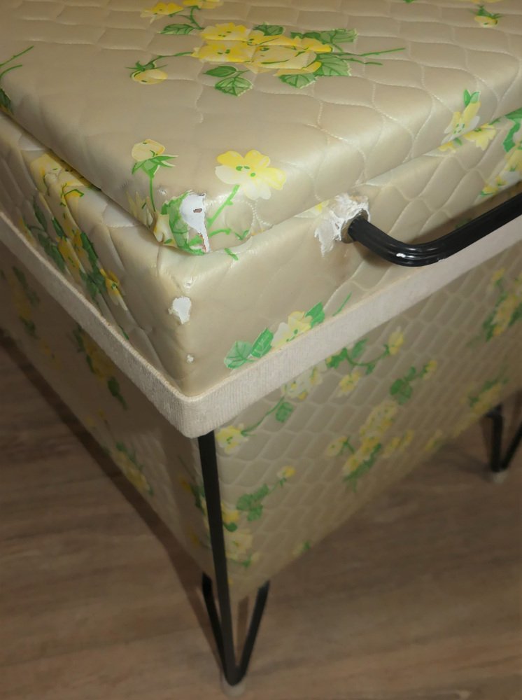 Linen Storage Chest, 1960s for sale at Pamono