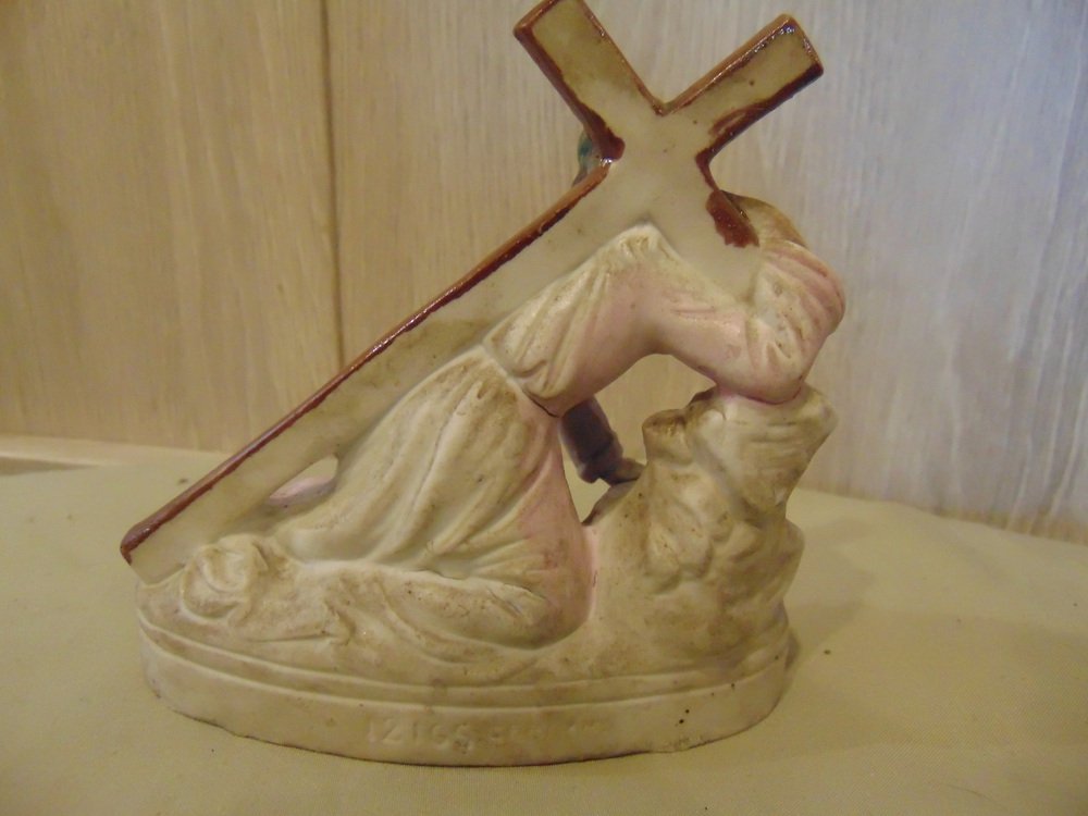 YWHL Statuetta a forma di croce in cristallo 3D da 8,5 cm con base luminosa colorata, incisione laser mani in preghiera, regali religiosi per donne