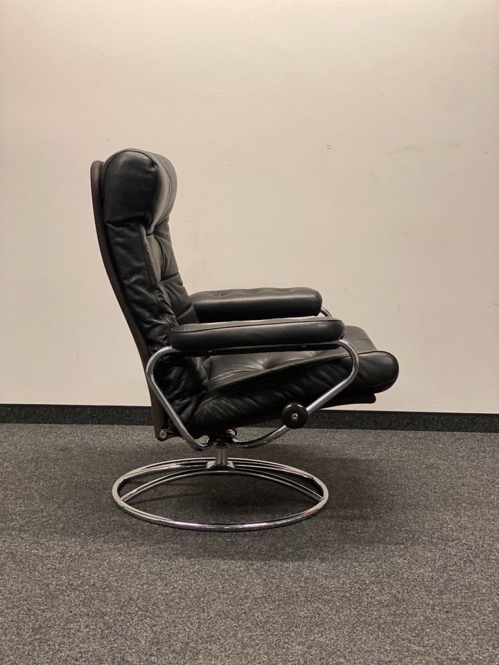 Scandinavian Stressless Chair by Ekornes, 1970s for sale at Pamono