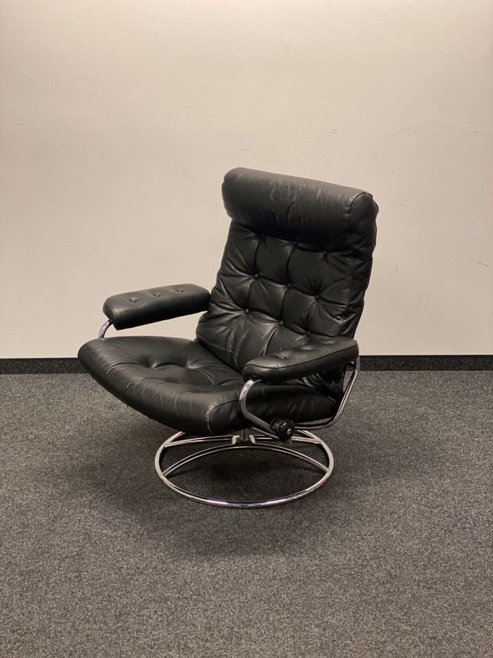 Scandinavian Stressless Chair by Ekornes, 1970s for sale at Pamono